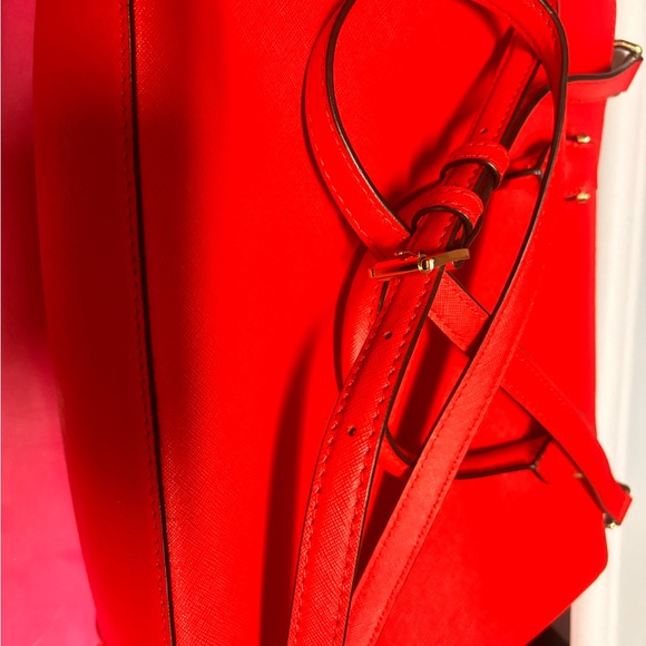 Michael Kors Vibrant Red Bag - Picture 6 of 15